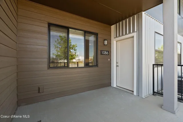 $375,000 | 1086 East 4th Avenue, Post Falls, ID 83854