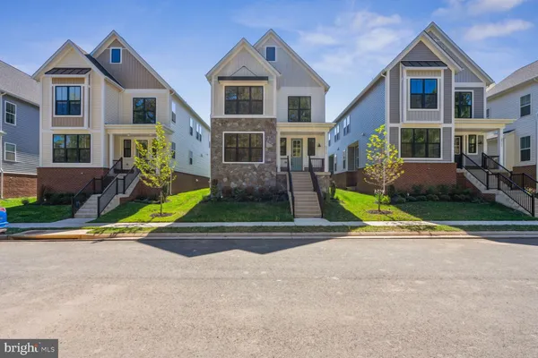 $4,995 | 23115 Glenwood Hts Circle, Brambleton, VA 20148