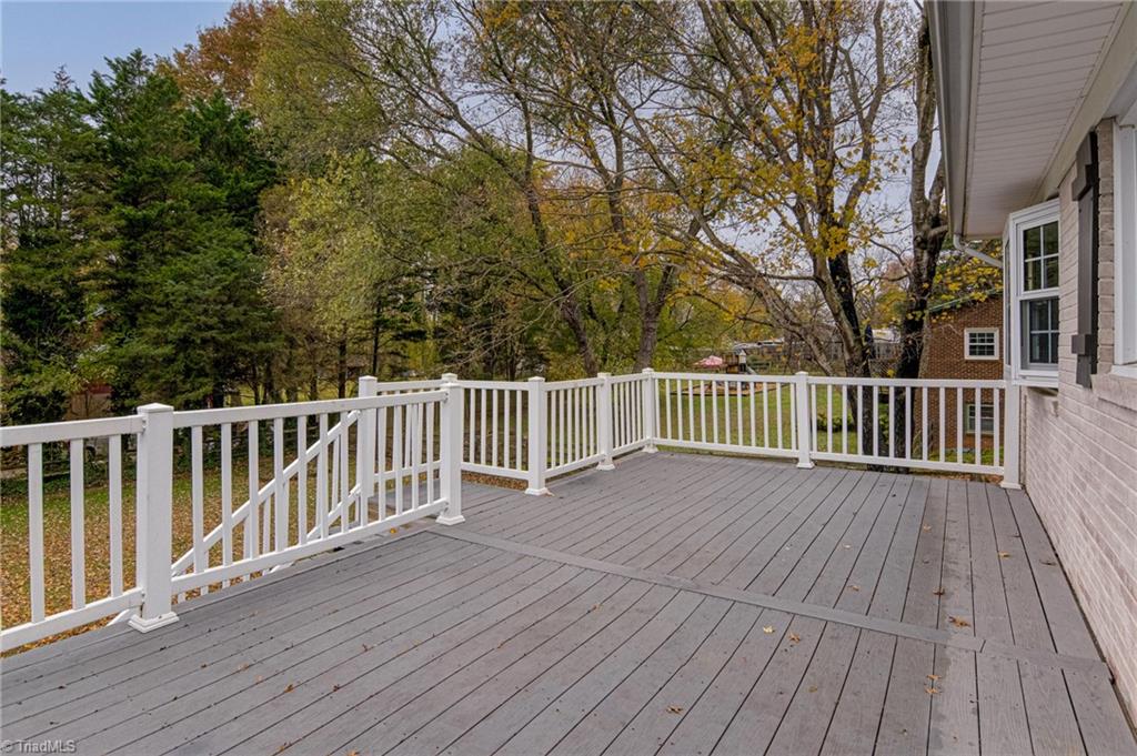 8140 Vance Road Kernersville, NC 27284 - Photo 11 of 34