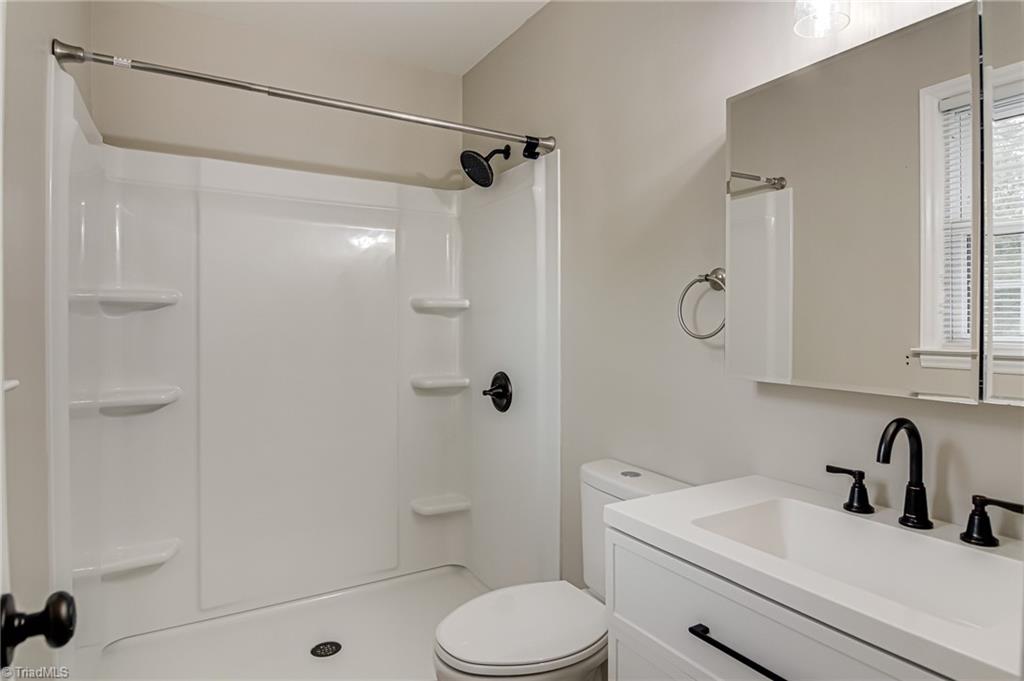 8140 Vance Road Kernersville, NC 27284 - Photo 15 of 34