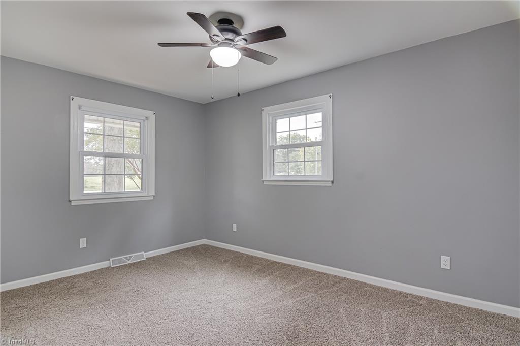 8140 Vance Road Kernersville, NC 27284 - Photo 16 of 34