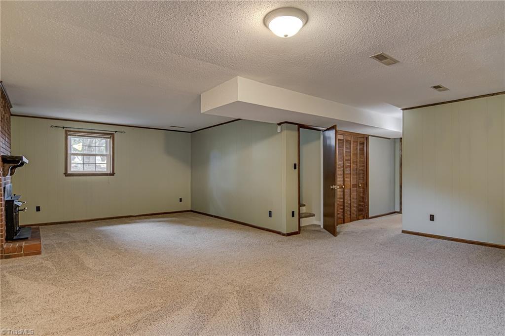 8140 Vance Road Kernersville, NC 27284 - Photo 21 of 34