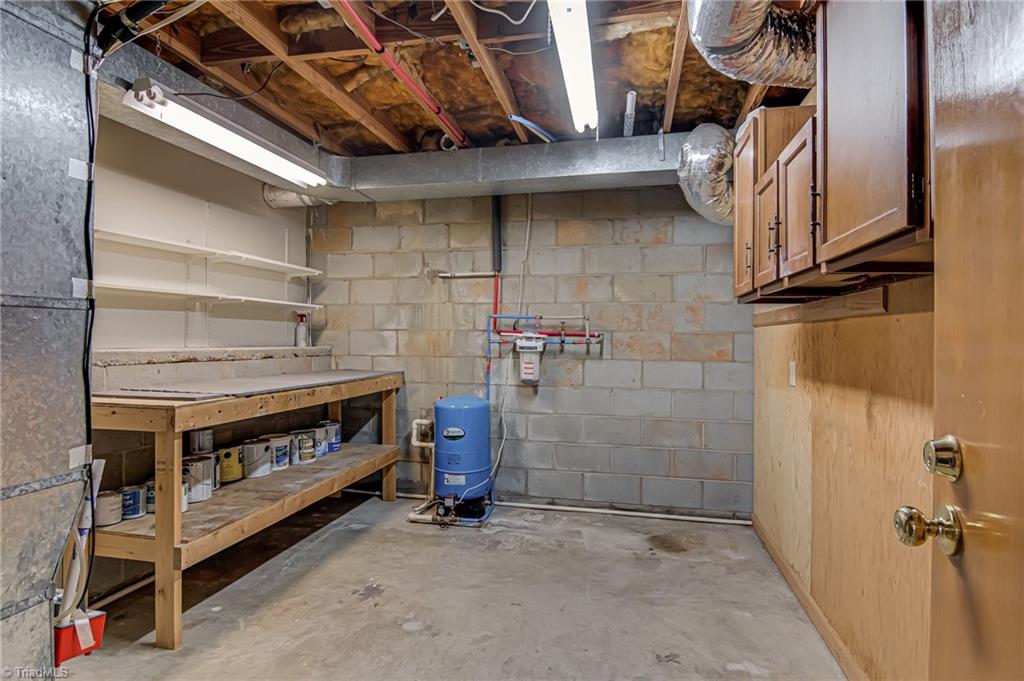 8140 Vance Road Kernersville, NC 27284 - Photo 26 of 34