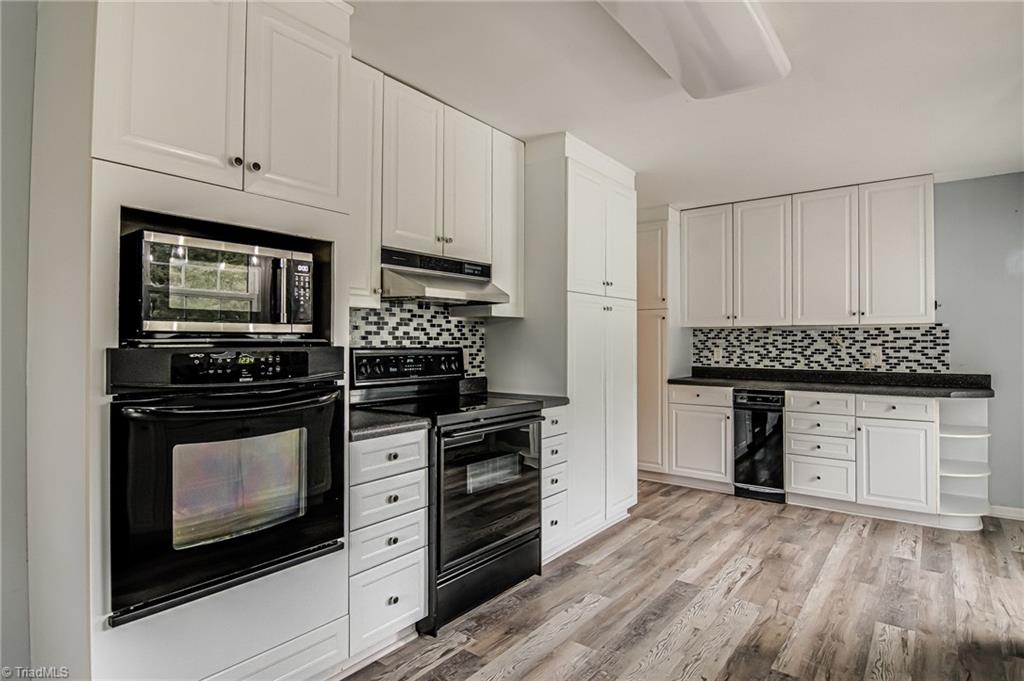 8140 Vance Road Kernersville, NC 27284 - Photo 6 of 34