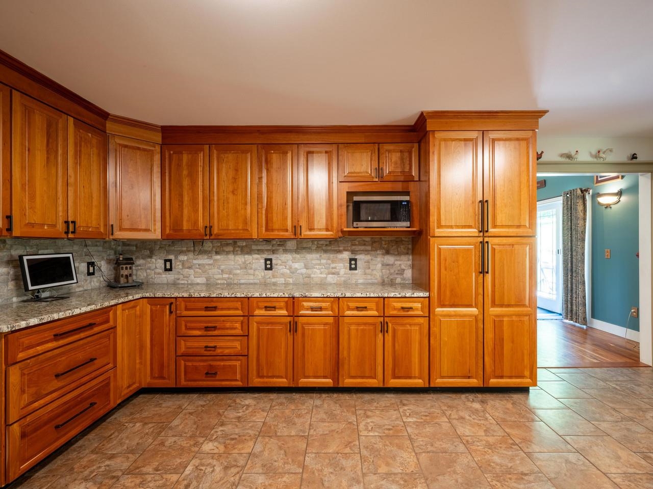 1251 Delorm Road Leicester, VT 05733 - Photo 7 of 50 Gallery Image 7