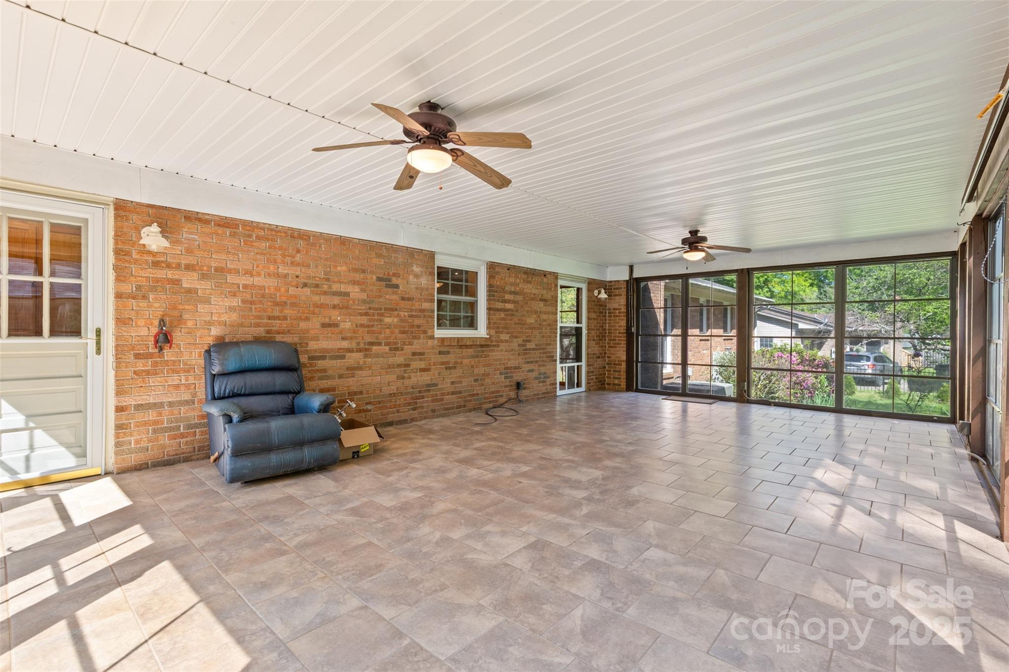 1633 Colony Road Rock Hill, SC 29730 - Photo 7 of 37 Gallery Image 7