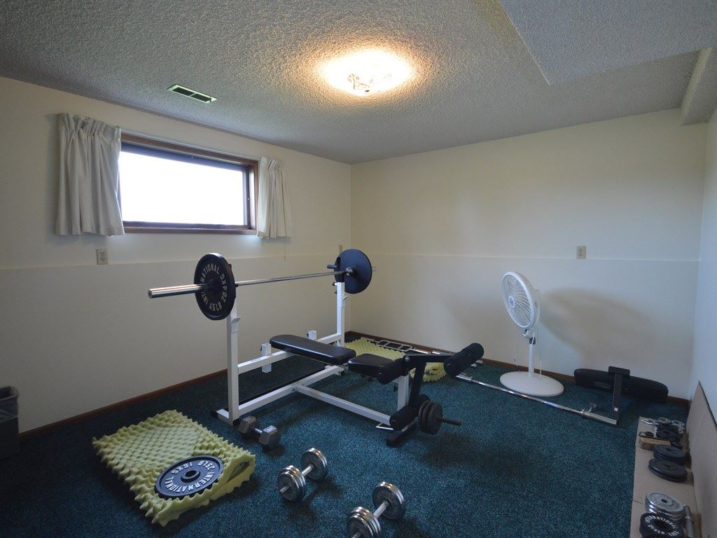 3120 West Strong Road Spokane, WA 99208 - Photo 12 of 17 Gallery Image 12