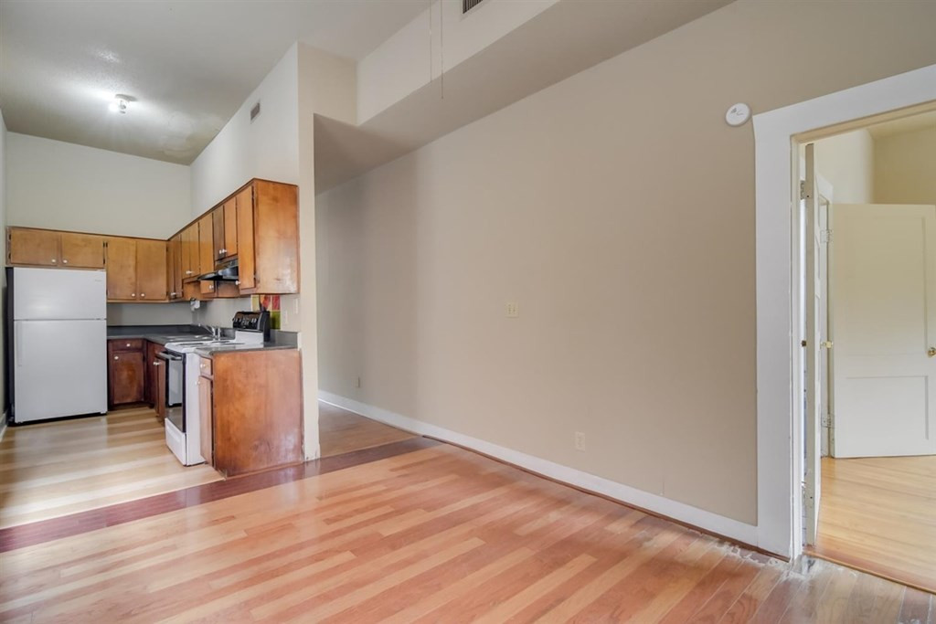 506 A 3rd Street Augusta, GA 30901 - Photo 8 of 18