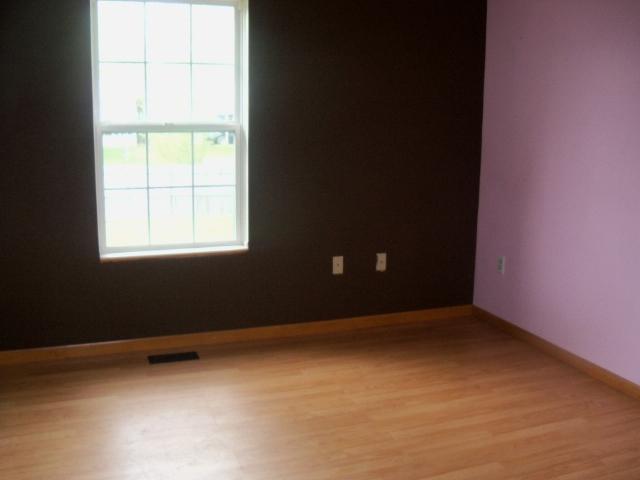 2118 Ferris Road Columbus, OH 43224 - Photo 2 of 7