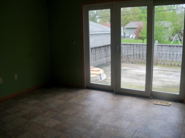 2118 Ferris Road Columbus, OH 43224 - Photo 4 of 7