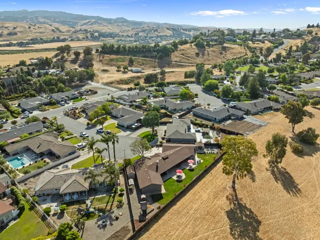 $969,000 | 60 Dots Circle, Hollister, CA 95023