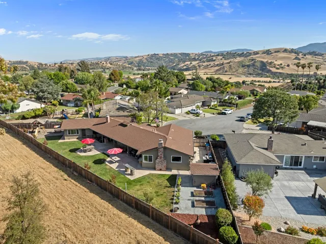 $969,000 | 60 Dots Circle, Hollister, CA 95023