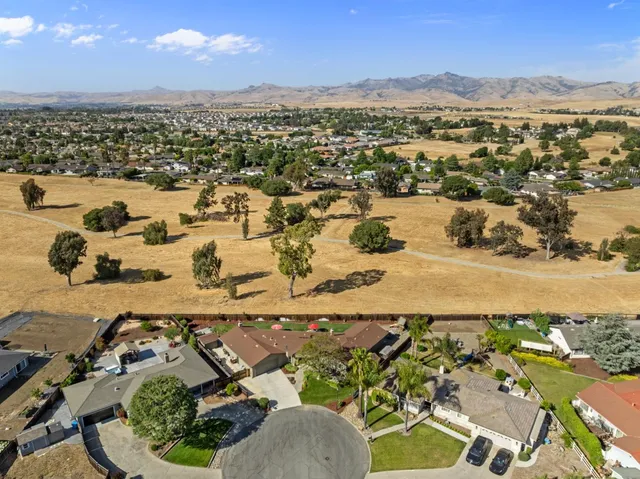 $969,000 | 60 Dots Circle, Hollister, CA 95023