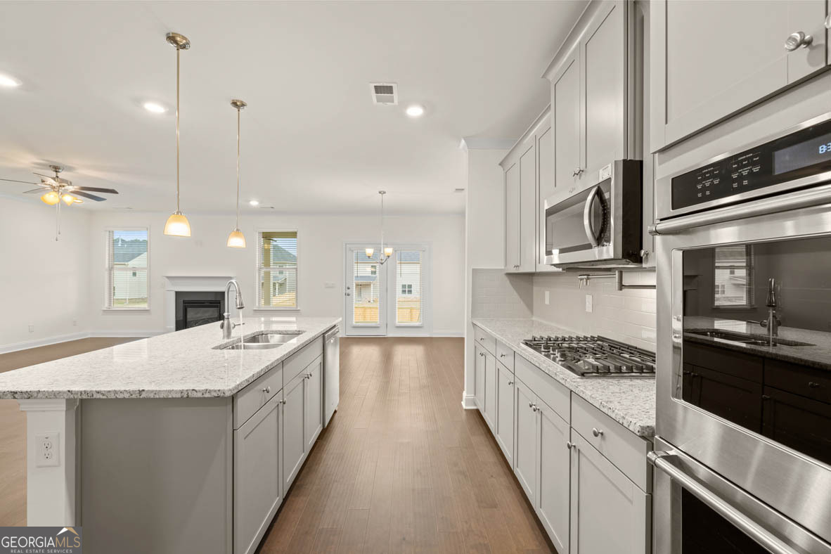 1907 Endress Circle Hampton, GA 30228 - Photo 11 of 46