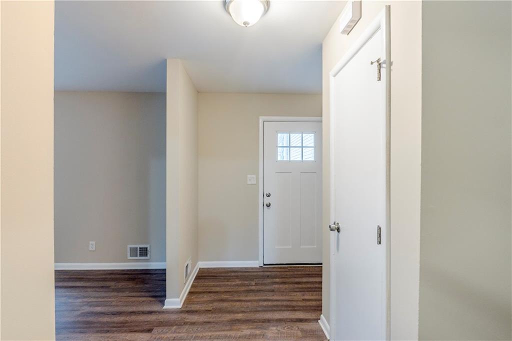 2202 Troutdale Drive Decatur, GA 30032 - Photo 3 of 33