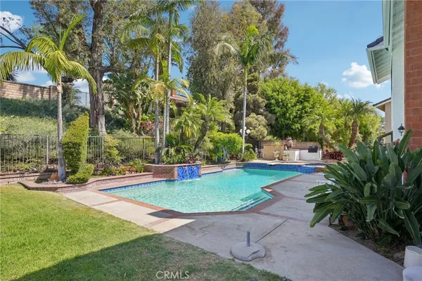 $1,395,000 | 21159 VÃa Noriega, Yorba Linda, CA 92887