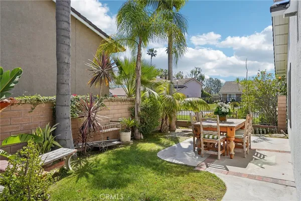$1,395,000 | 21159 VÃa Noriega, Yorba Linda, CA 92887