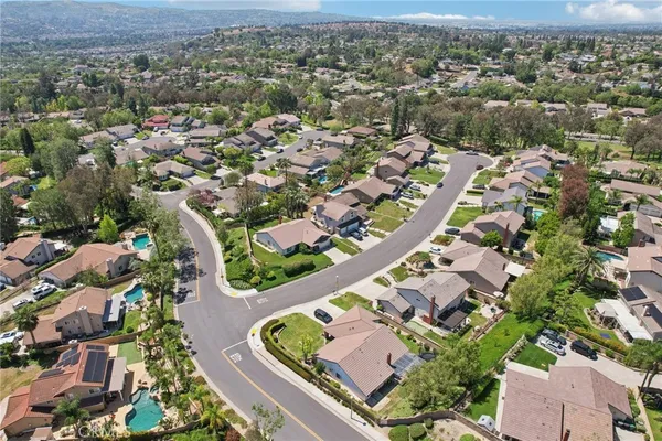 $1,395,000 | 21159 VÃa Noriega, Yorba Linda, CA 92887