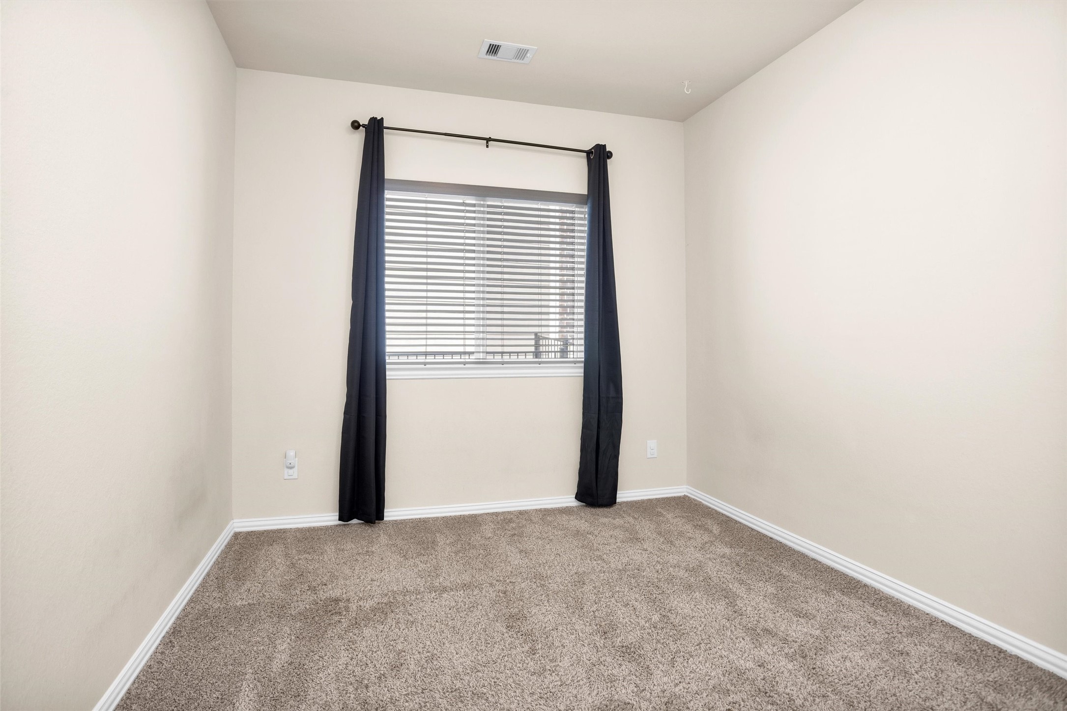 223 Shoreview Drive Conroe, TX 77303 - Photo 21 of 39