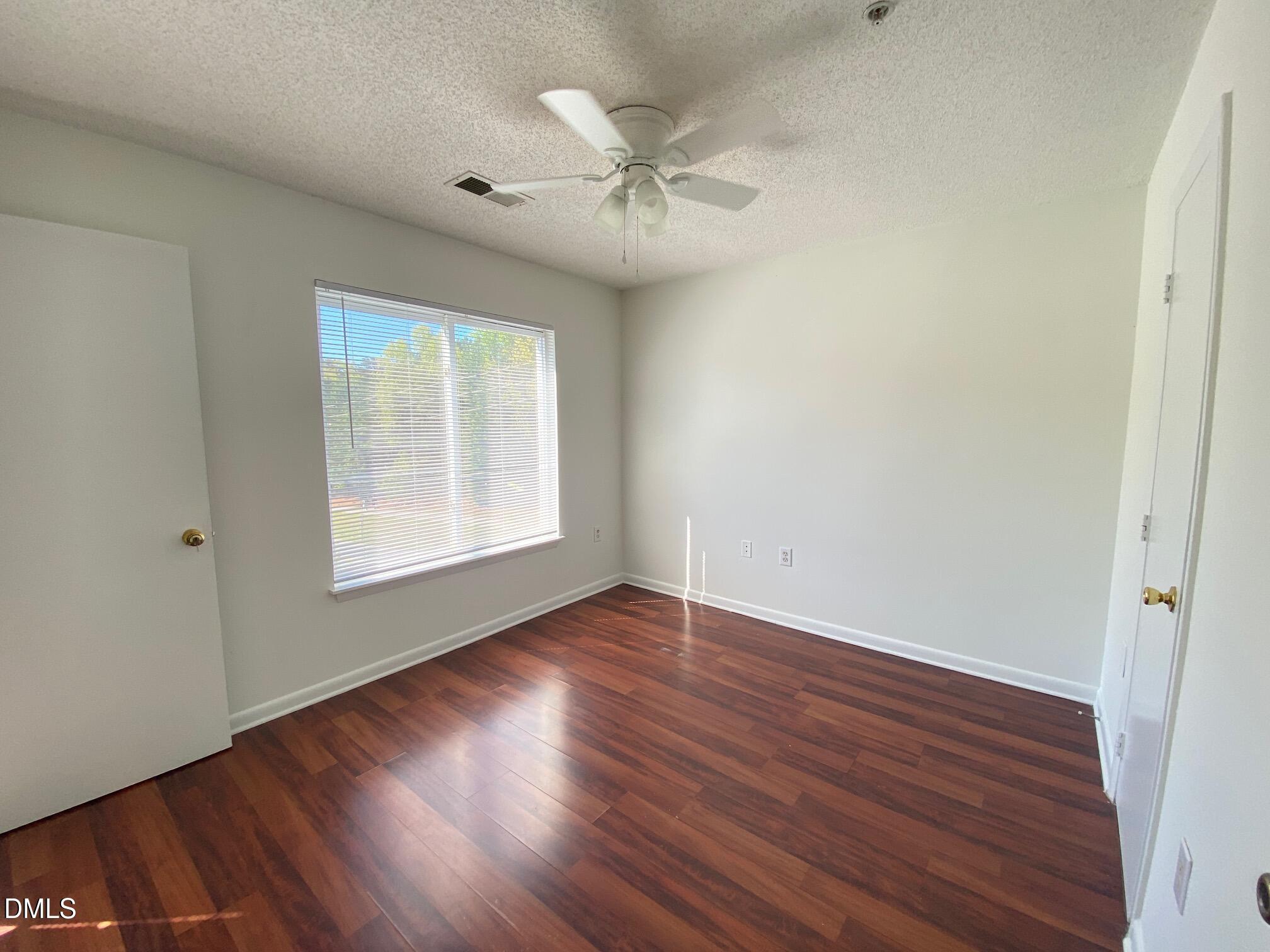 1220 University Court, Unit 203 Raleigh, NC 27606 - Photo 13 of 31 IMG_1501