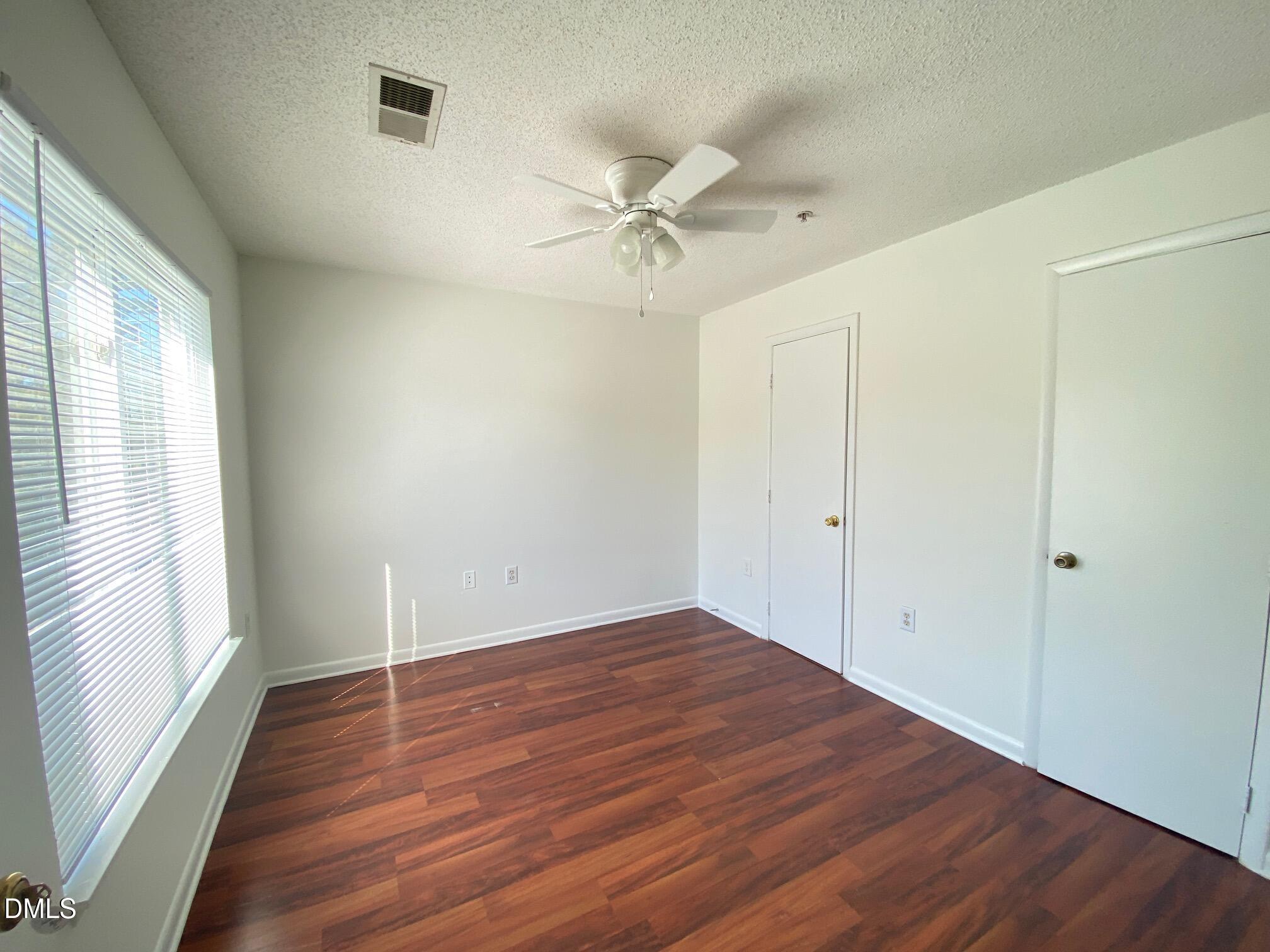 1220 University Court, Unit 203 Raleigh, NC 27606 - Photo 15 of 31 IMG_1502