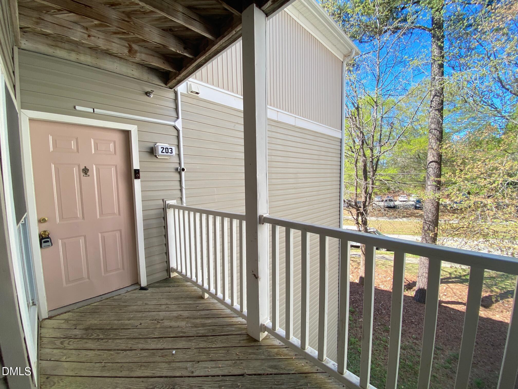 1220 University Court, Unit 203 Raleigh, NC 27606 - Photo 2 of 31 IMG_1514