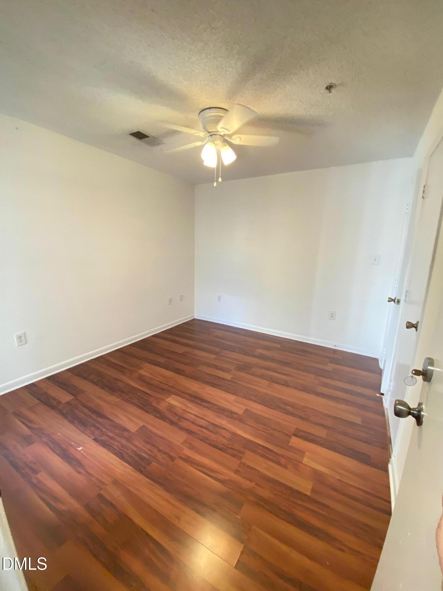 1220 University Court, Unit 203 Raleigh, NC 27606 - Photo 22 of 31 IMG_1509