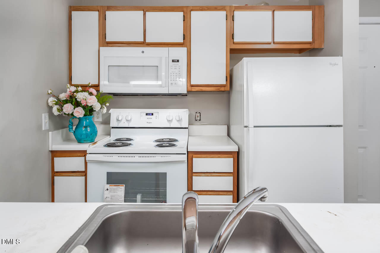 1220 University Court, Unit 203 Raleigh, NC 27606 - Photo 8 of 31 1321 Crab Orchard Dr Apt 101-23