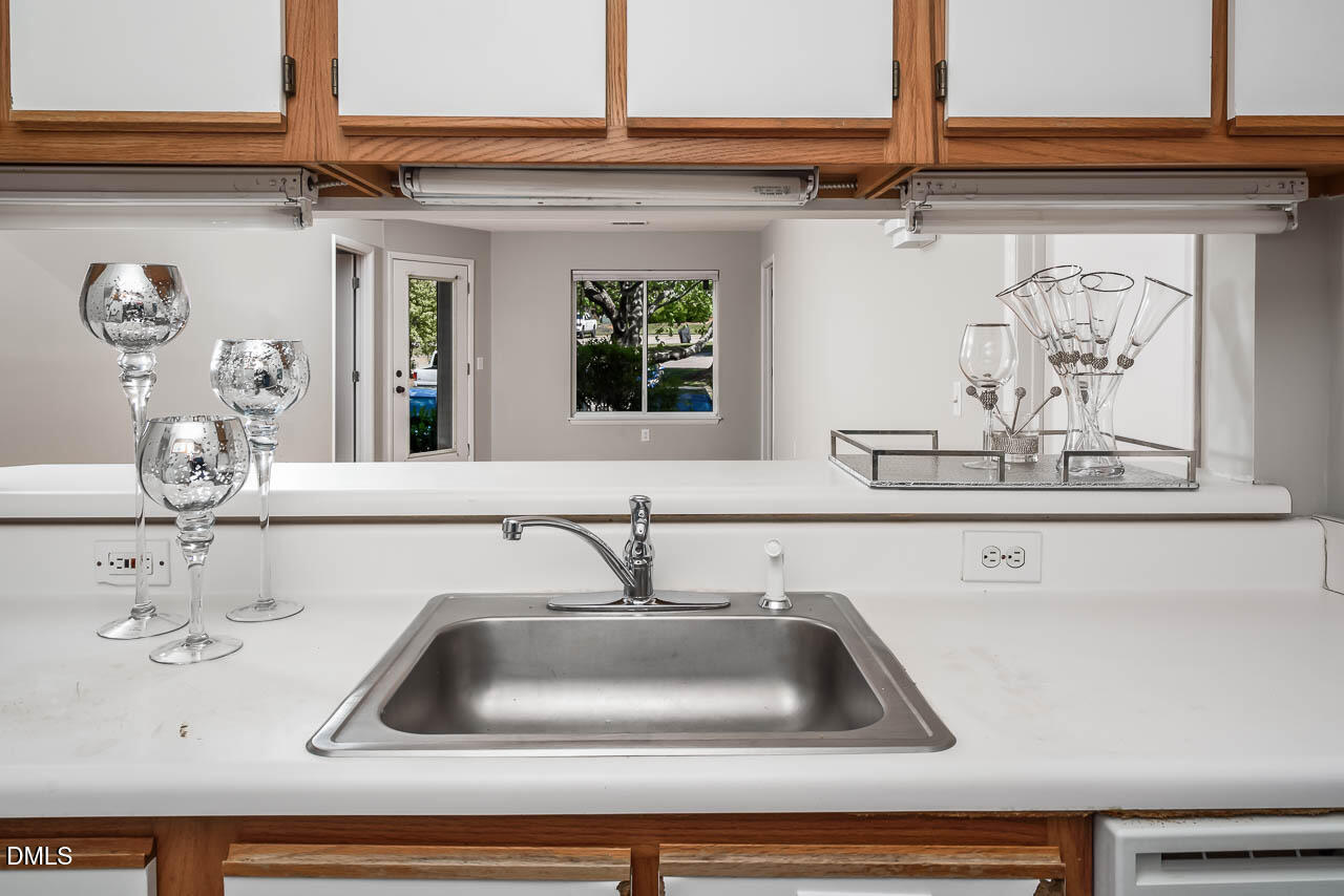 1220 University Court, Unit 203 Raleigh, NC 27606 - Photo 9 of 31 1321 Crab Orchard Dr Apt 101-24