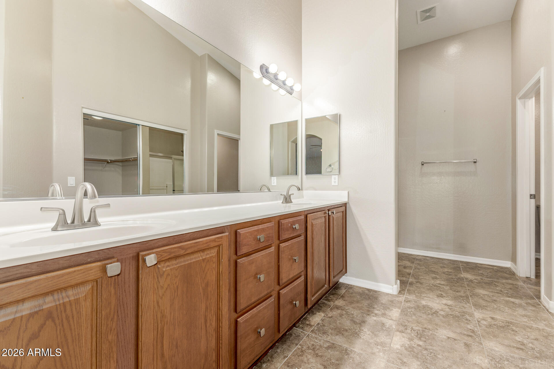 1495 South Apache Drive Apache Junction, AZ 85120 - Photo 14 of 32 15 Apache
