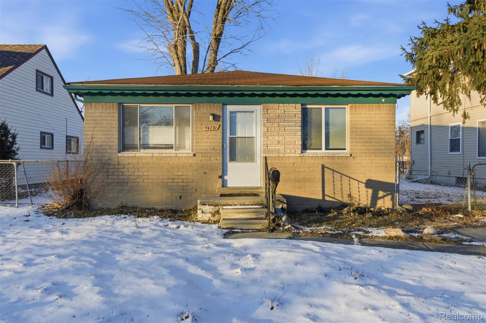 14731 Stephens Road Eastpointe, MI 48021 - Photo 1 of 15 Bungalow-style house featuring brick siding and entry steps