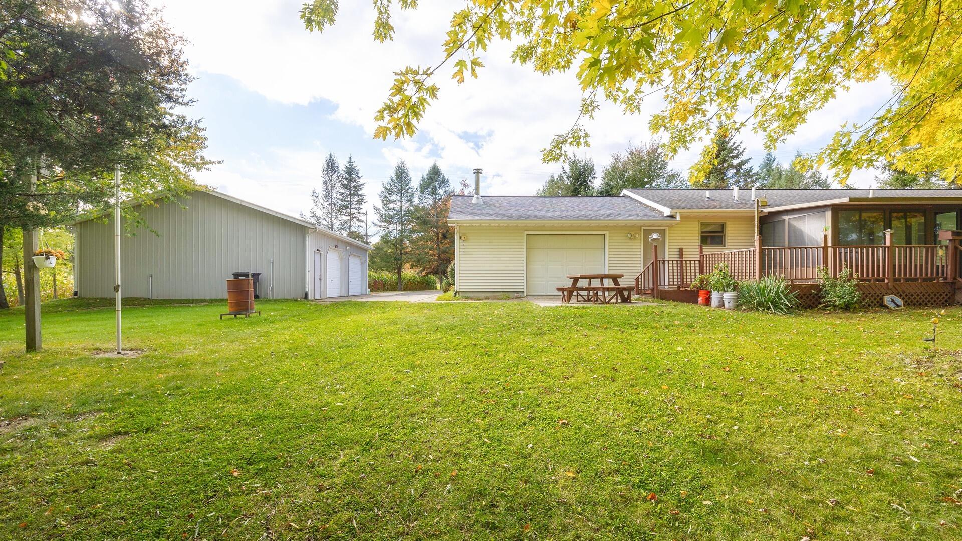 11725 Hardcastle Road Brooklyn, MI 49230 - Photo 6 of 63 00__3