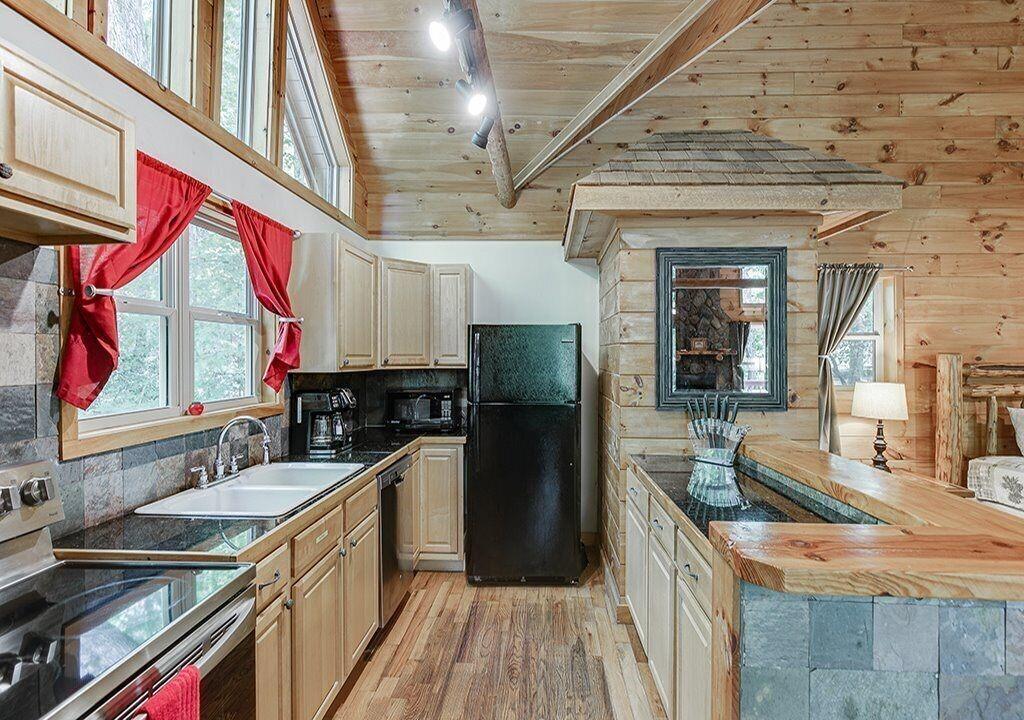 493 Vista View Place Cleveland, GA 30528 - Photo 6 of 27