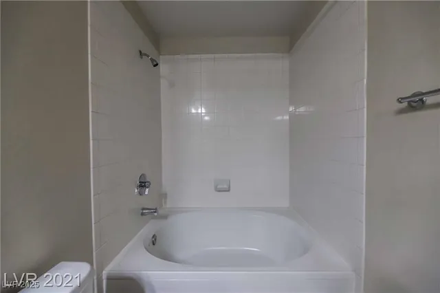 $1,399 | 2900 Sunridge Heights Parkway, Unit 1914, Henderson, NV 89052