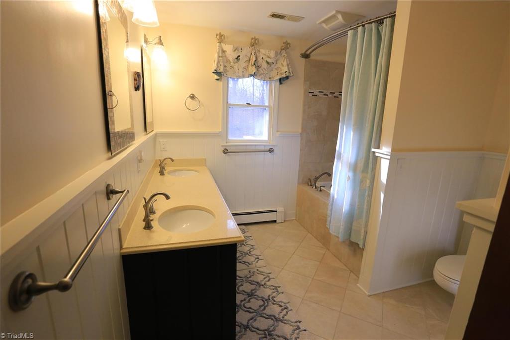 8030 Idols Road Clemmons, NC 27012 - Photo 12 of 25 Gallery Image 12