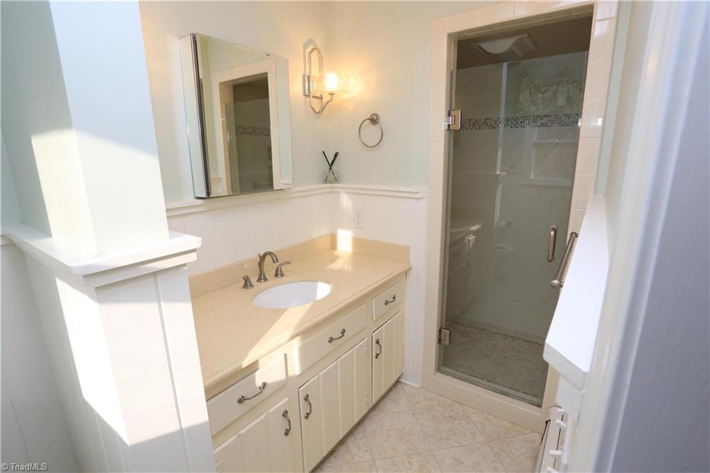8030 Idols Road Clemmons, NC 27012 - Photo 15 of 25 Gallery Image 15