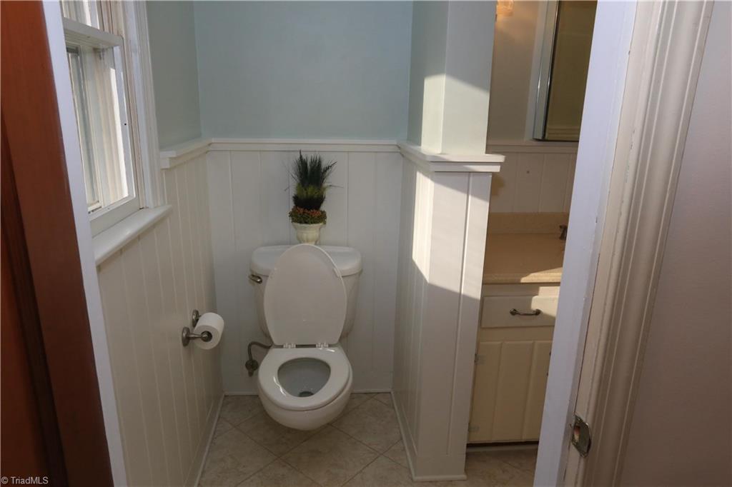 8030 Idols Road Clemmons, NC 27012 - Photo 16 of 25 Gallery Image 16