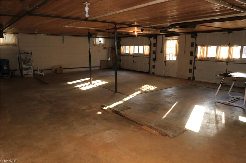 8030 Idols Road Clemmons, NC 27012 - Photo 21 of 25 Gallery Image 21