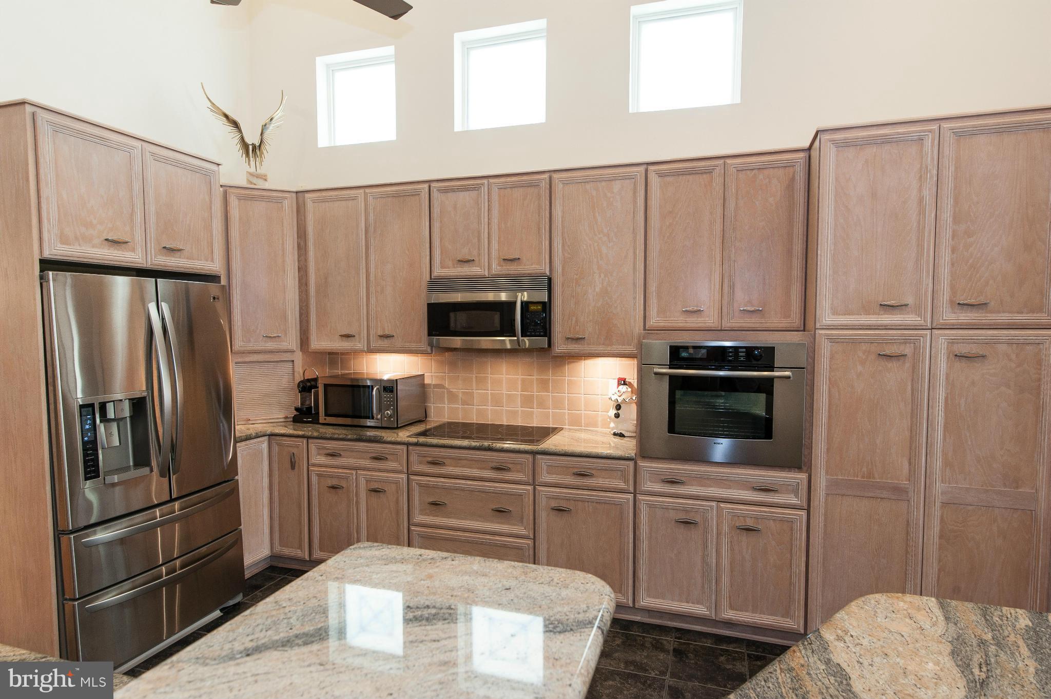8608 Snowreath Road, Unit 8608 Pikesville, MD 21208 - Photo 4 of 30 Kitchen
