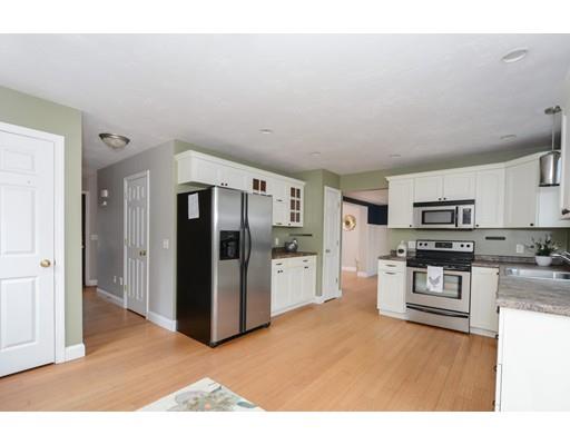 8 A Demond Pond Row Rutland, MA 01543 - Photo 6 of 30