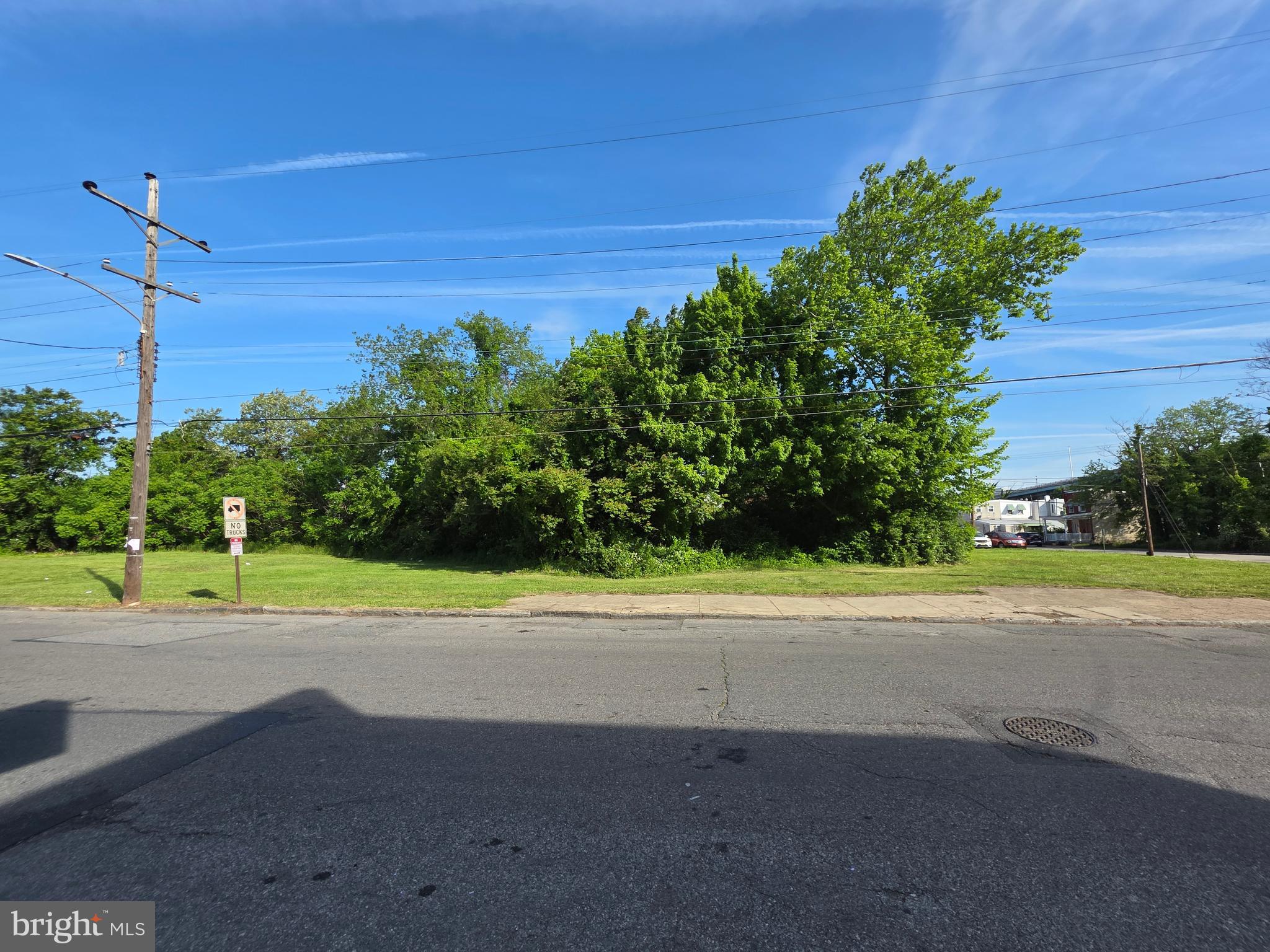 1910 West 3rd Street Chester, PA 19013 - Photo 2 of 6