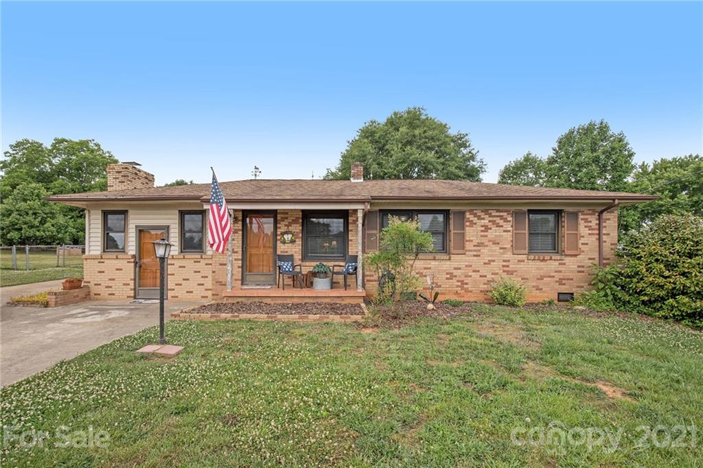 4025 Fallston Road Shelby, NC 28150 - Photo 1 of 29 front view of a house with a yard
