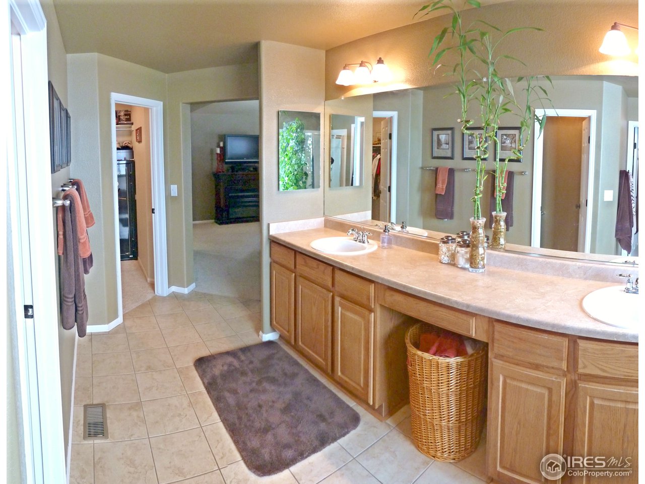 8005 Raspberry Drive Frederick, CO 80504 - Photo 17 of 25 Master Bathroom Vanity with Dual Sinks