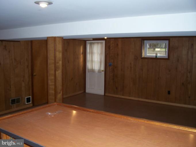 6924 Ruskin Street Springfield, VA 22150 - Photo 11 of 16 Interior (General)