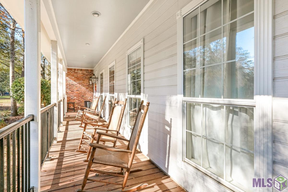 19341 Indian Ridge Avenue Baton Rouge, LA 70817 - Photo 4 of 28 Gallery Image 4