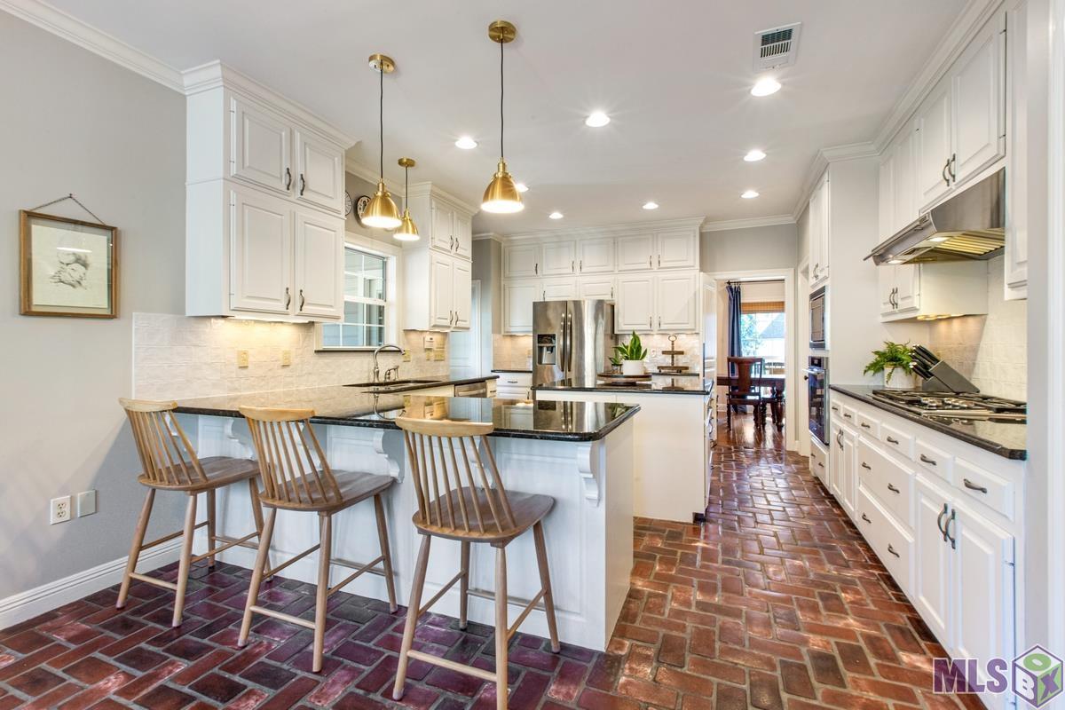 19341 Indian Ridge Avenue Baton Rouge, LA 70817 - Photo 8 of 28 Gallery Image 8