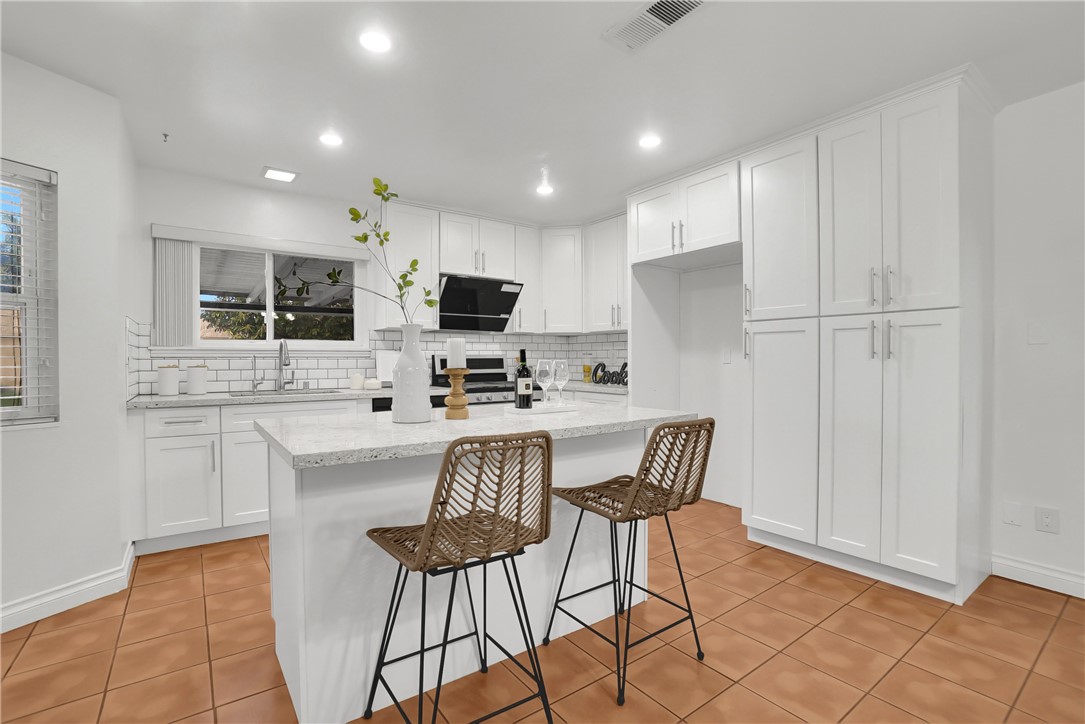 4676 Mane Street Montclair, CA 91763 - Photo 14 of 34