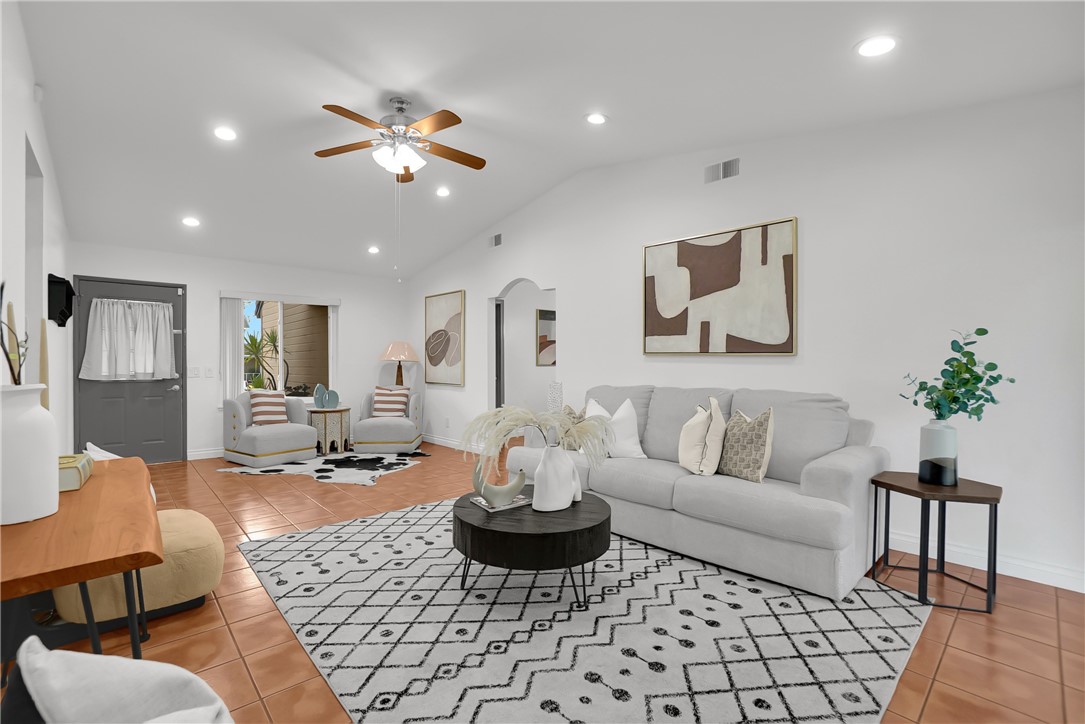 4676 Mane Street Montclair, CA 91763 - Photo 8 of 34