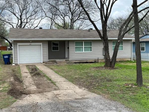 $1,600 | 577 West 6th Street, Lancaster, TX 75146