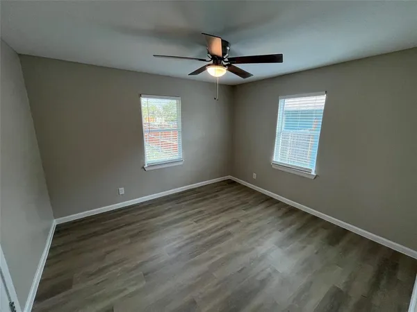 $1,600 | 577 West 6th Street, Lancaster, TX 75146